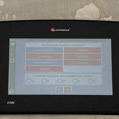 Choose the product and the amount of insects per running meter