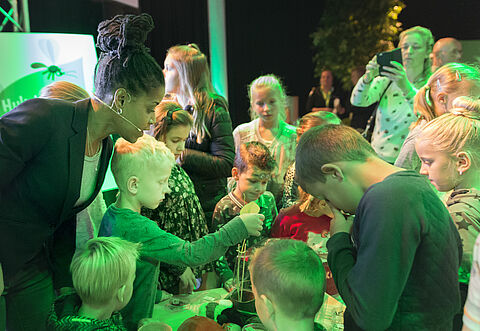Nieuw lespakket brengt natuur het klaslokaal in