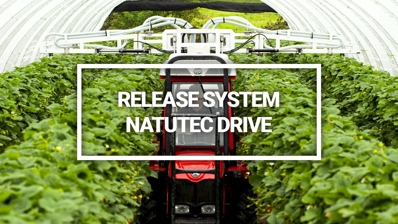 Koppert's Natutec Drive, the release system for predatory mites using existing farm equipment